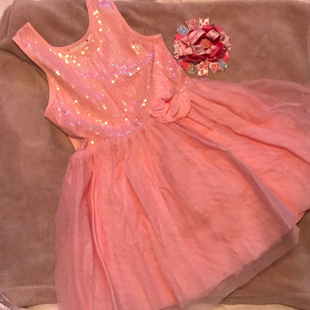 Girls dress